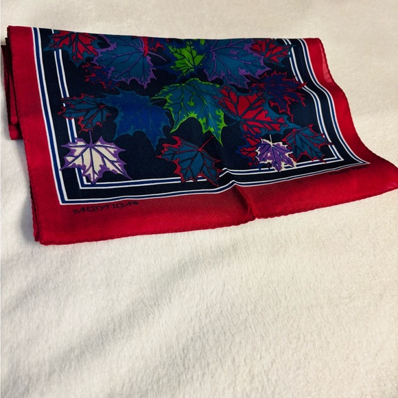 Vintage Scarf by Eleanor Paine Canadian Theme Maple Leaf Botanical Print NWOT - Picture 6 of 10